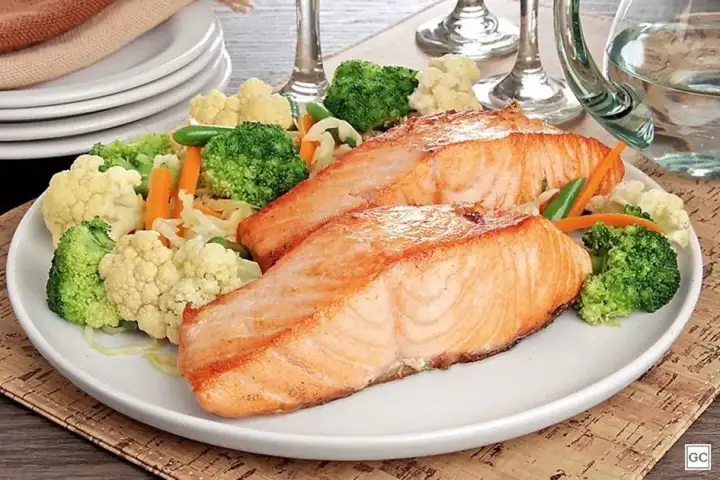Salmón Crocante con Brócoli